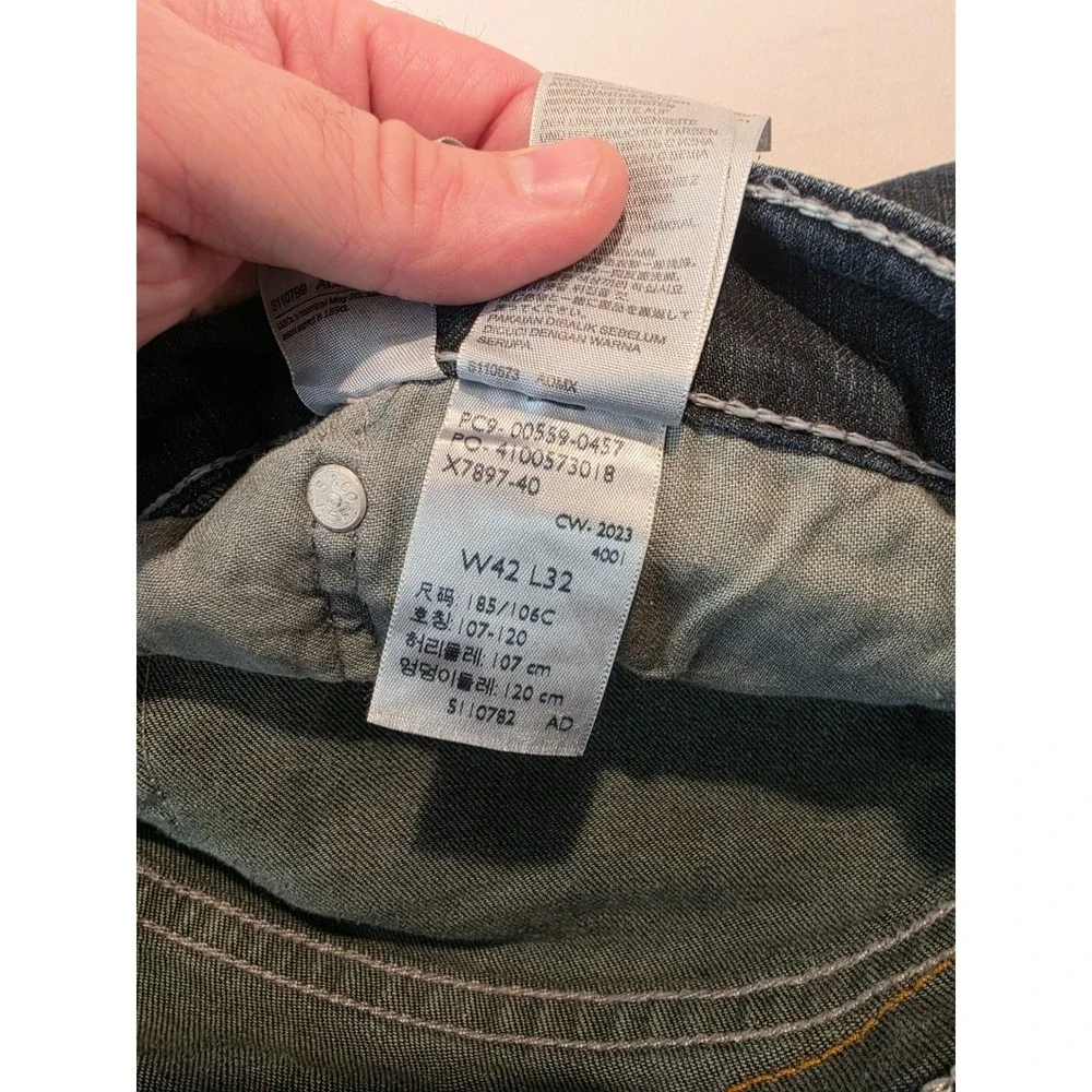 Levis 559 Mens Relaxed Straight Leg Blue Denim Jeans Size 42x32 Pants Stretch